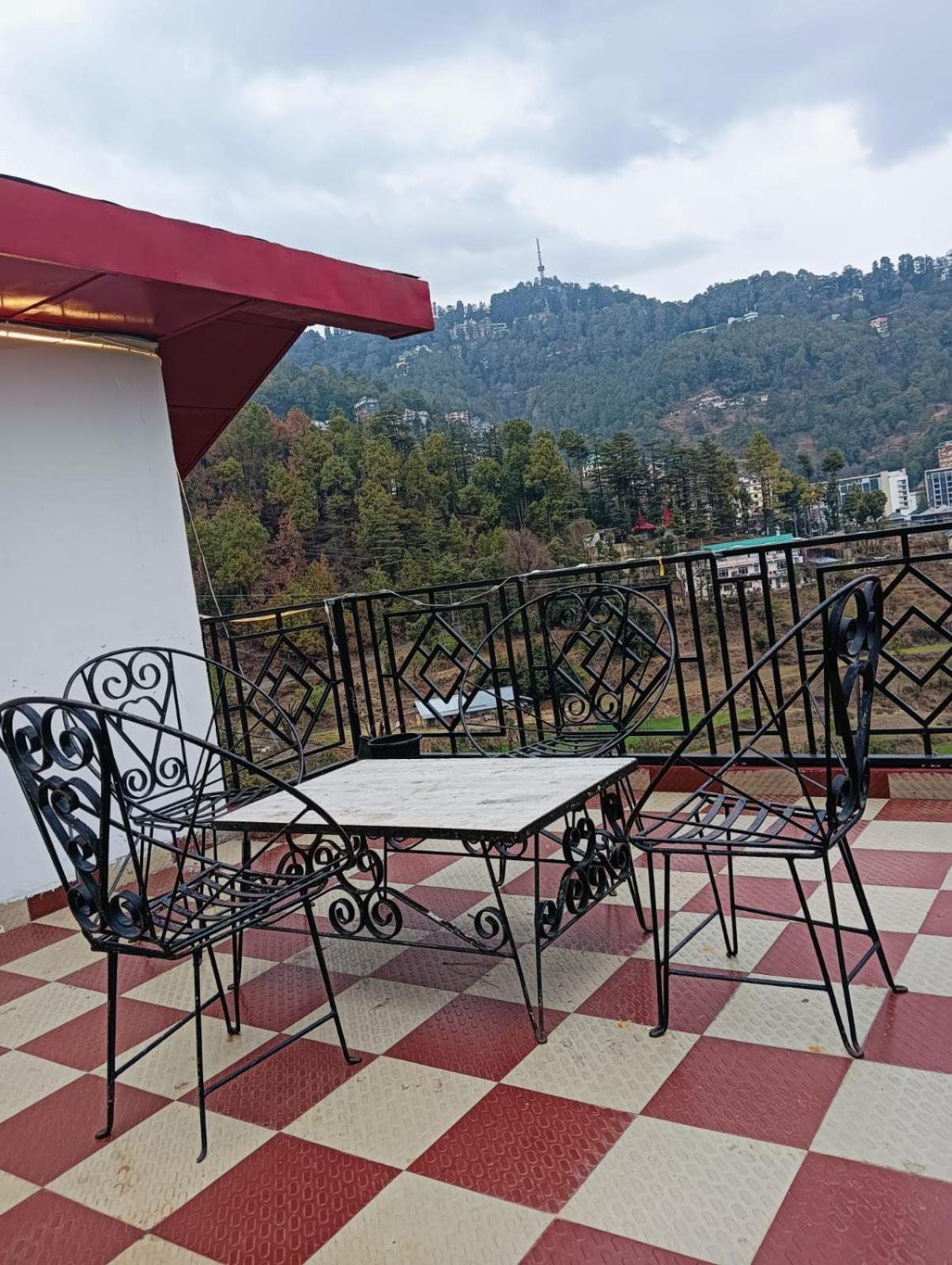 B&B Aston Shimla Hill'S Dış mekan fotoğraf